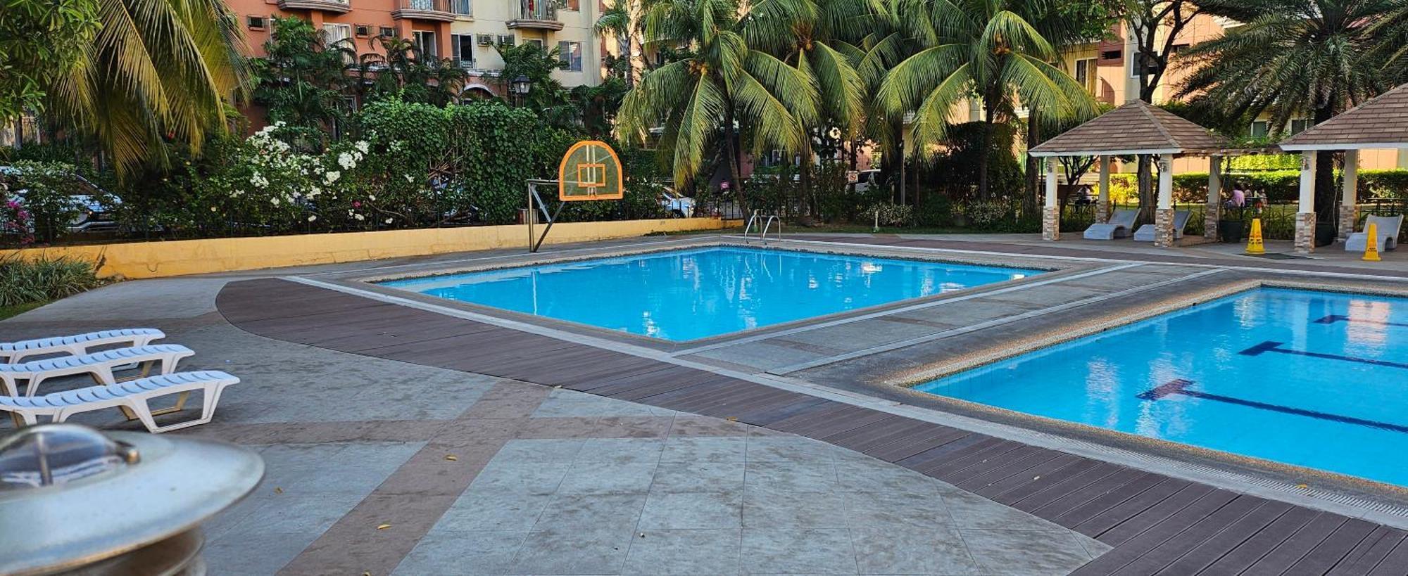 Cozy 2Br Staycation With Balcony Chateau Elysee For 4-6 Pax Paranaque City Esterno foto