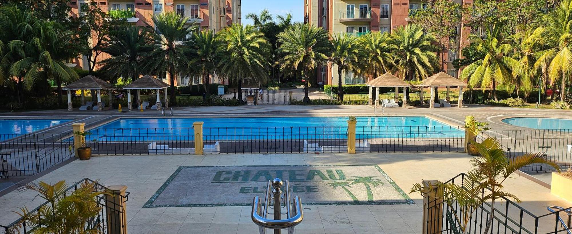 Cozy 2Br Staycation With Balcony Chateau Elysee For 4-6 Pax Paranaque City Esterno foto